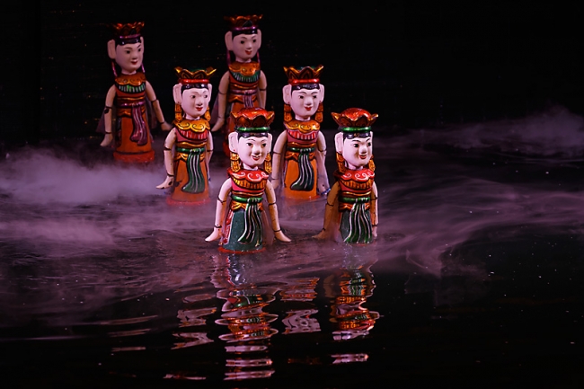 Hanoï-Thang Long water puppet show-037